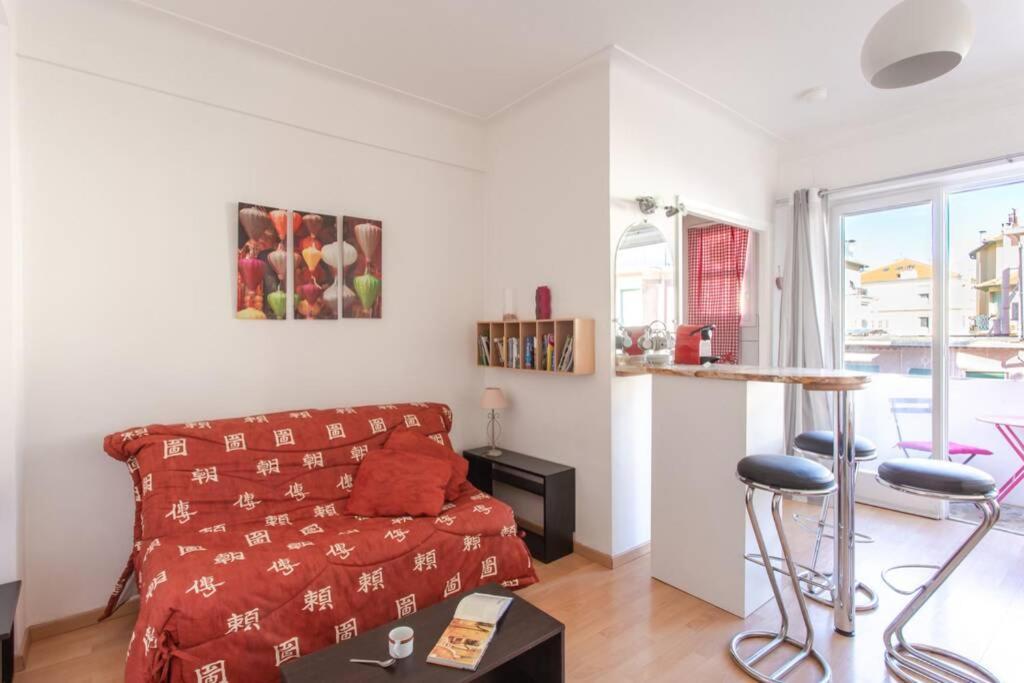 Nice Center - Bright Studio Balcony Wifi & Aircon Daire Dış mekan fotoğraf